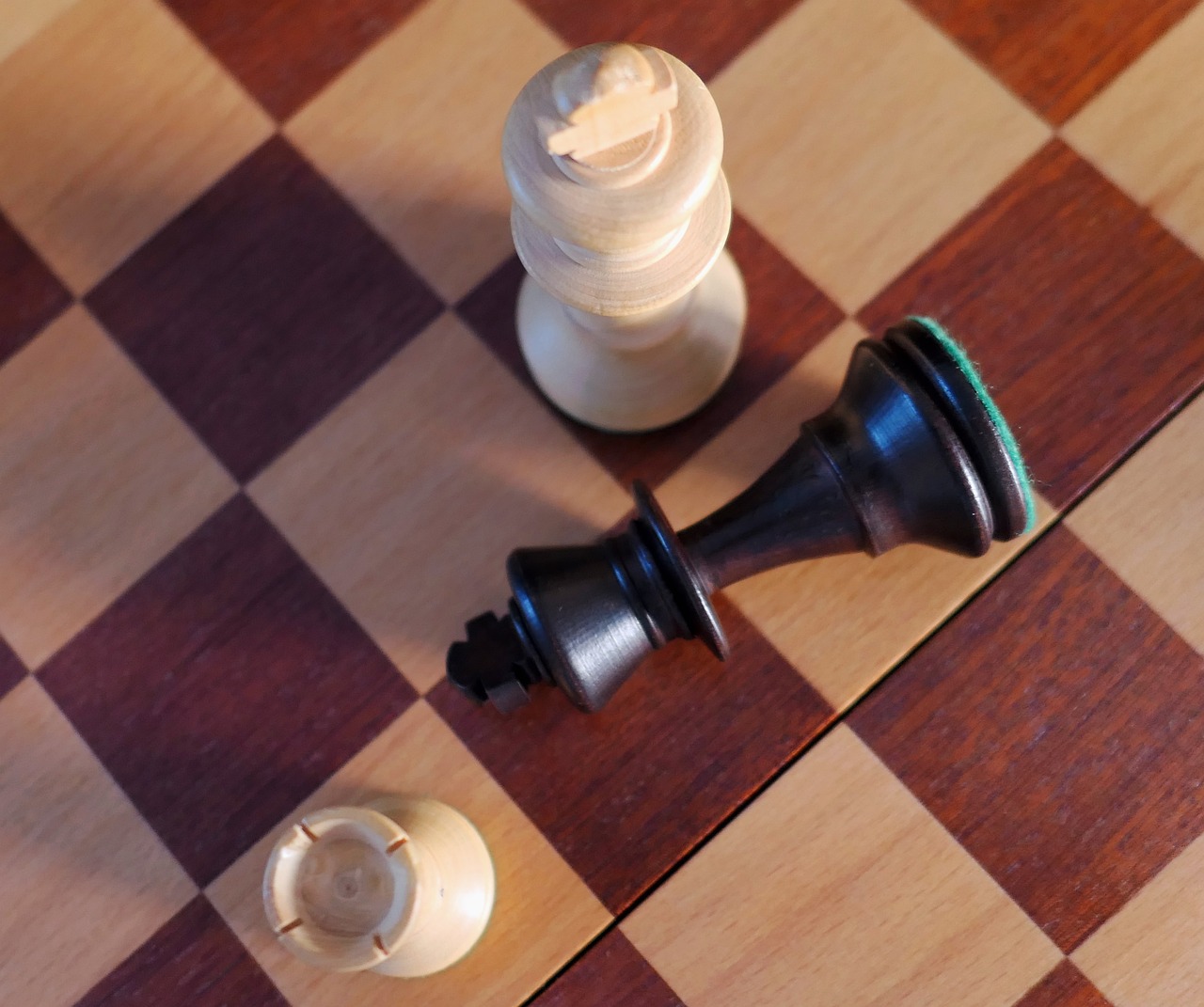 即兴棋盘最新下载，策略与智慧的较量，即刻开启！