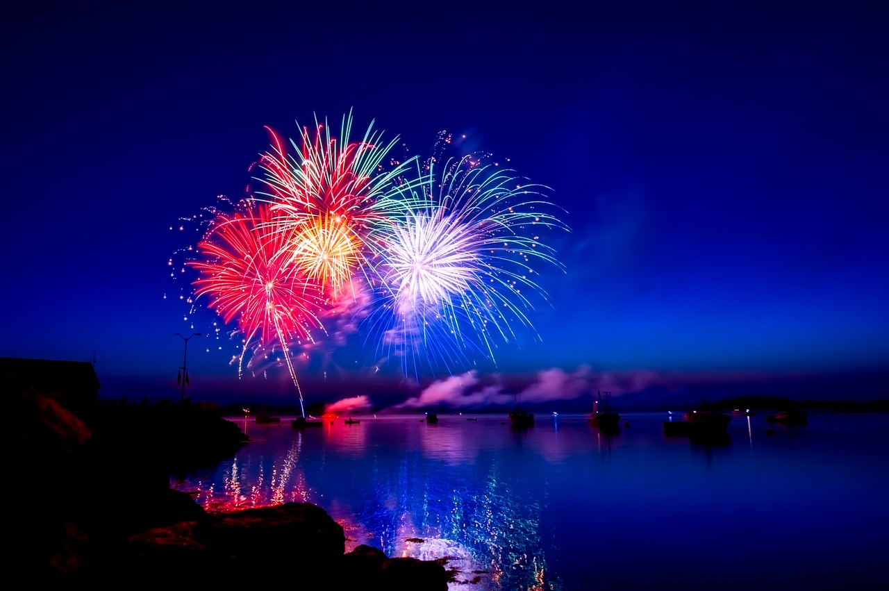 双节简短祝福语，美好祝愿，共度佳节时光