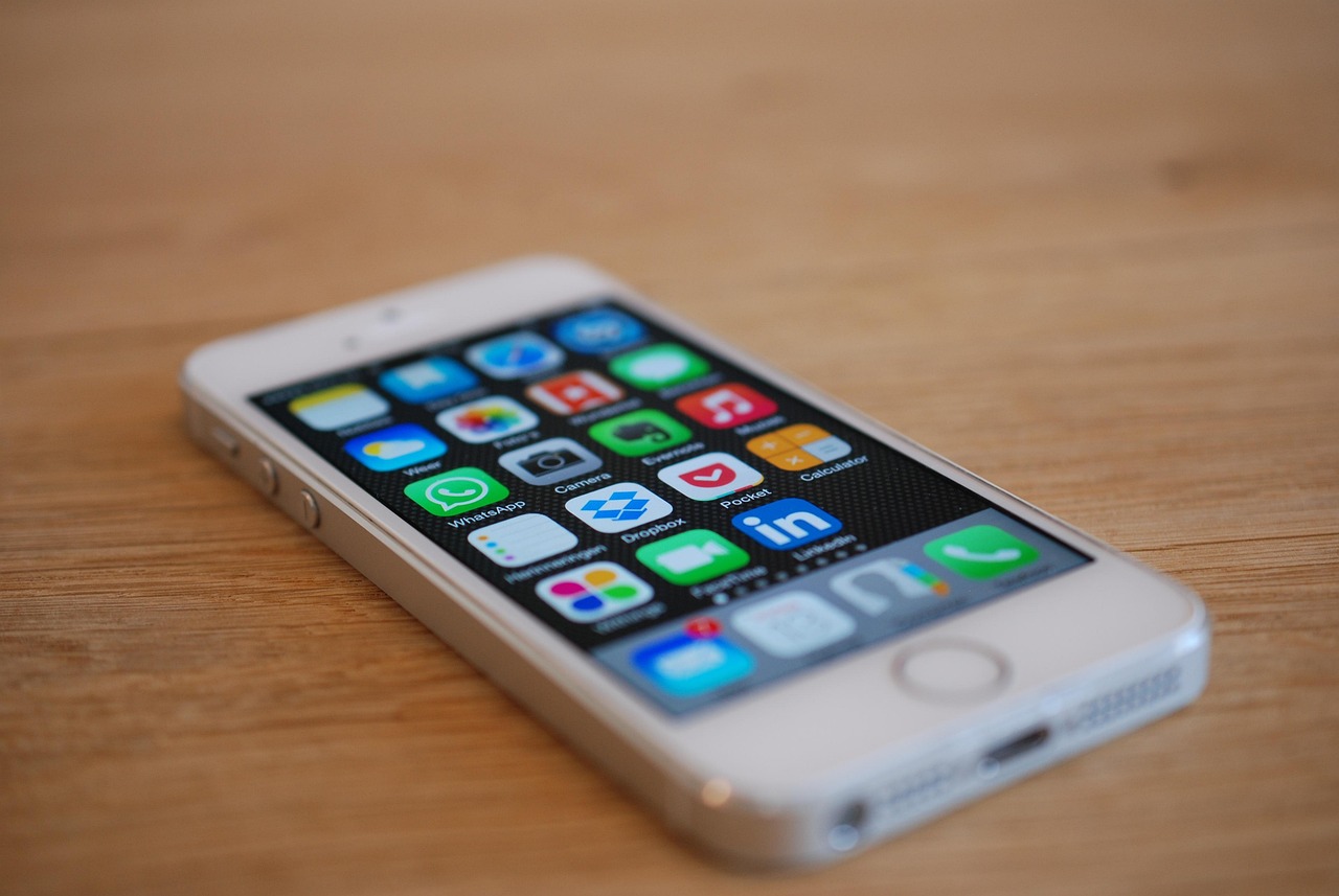 最新iPhone手机，科技与艺术的极致融合