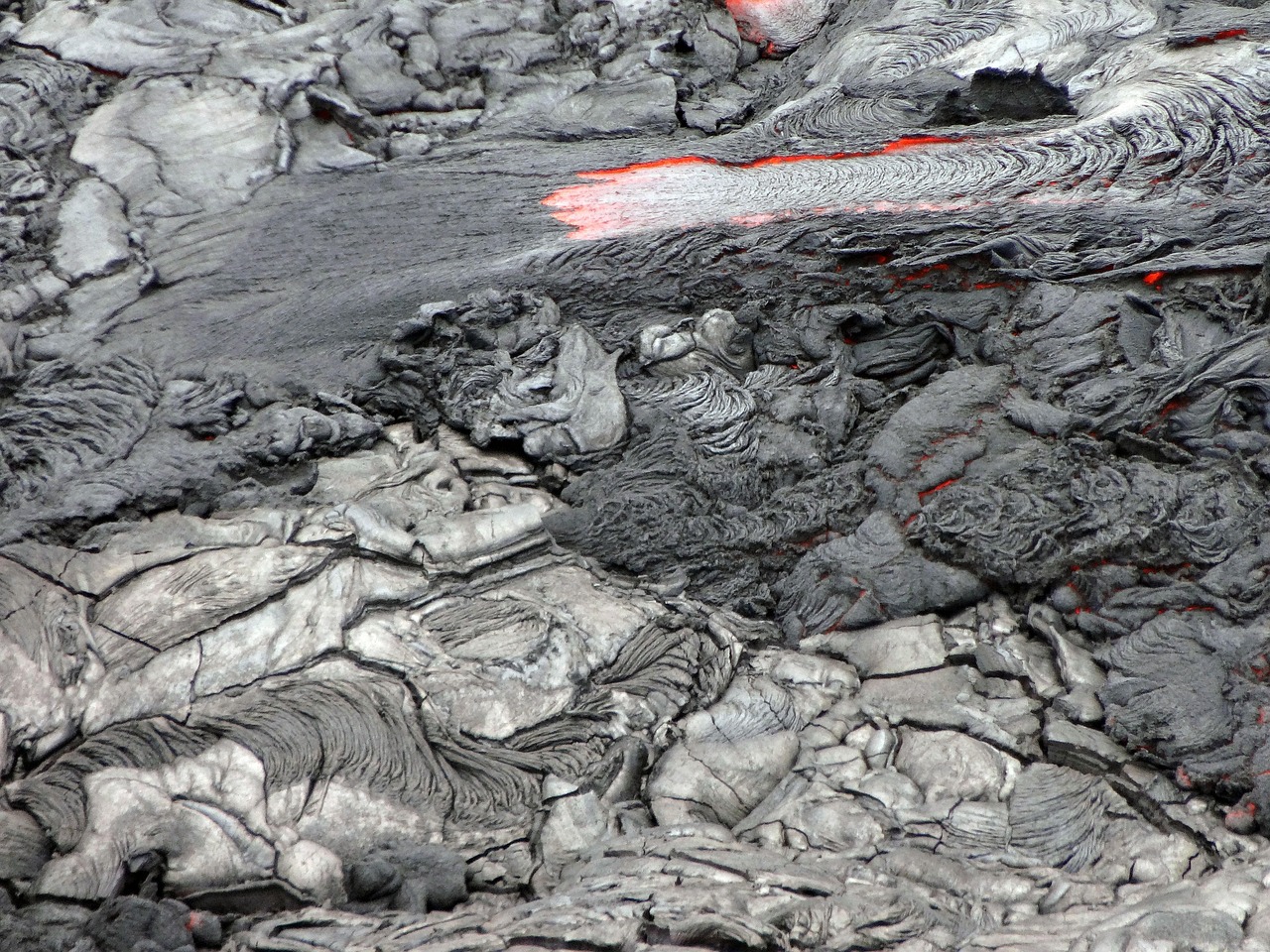 全球关注下的超级火山喷发灾难预警与应对策略最新消息