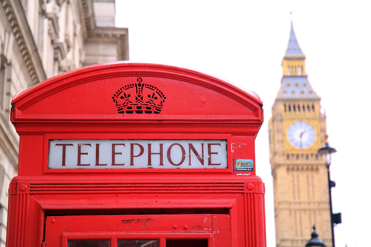 英国疫情最新动态及大学现状分析